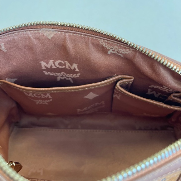 MCM Visetos Mini Boston Bag in Cognac - Preowned - Picture 6 of 14
